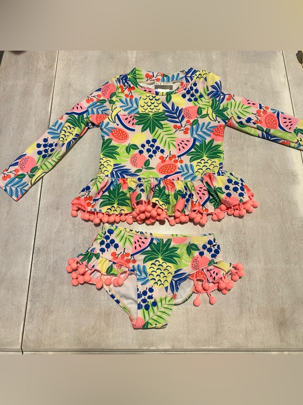 Nicole Miller 2 piece swim